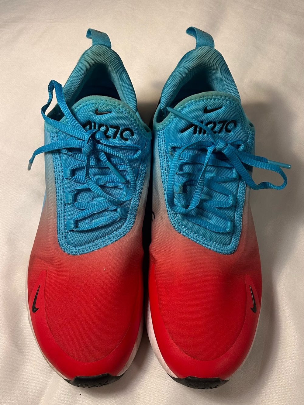 Nike Air Max 270 in the "Firecracker"